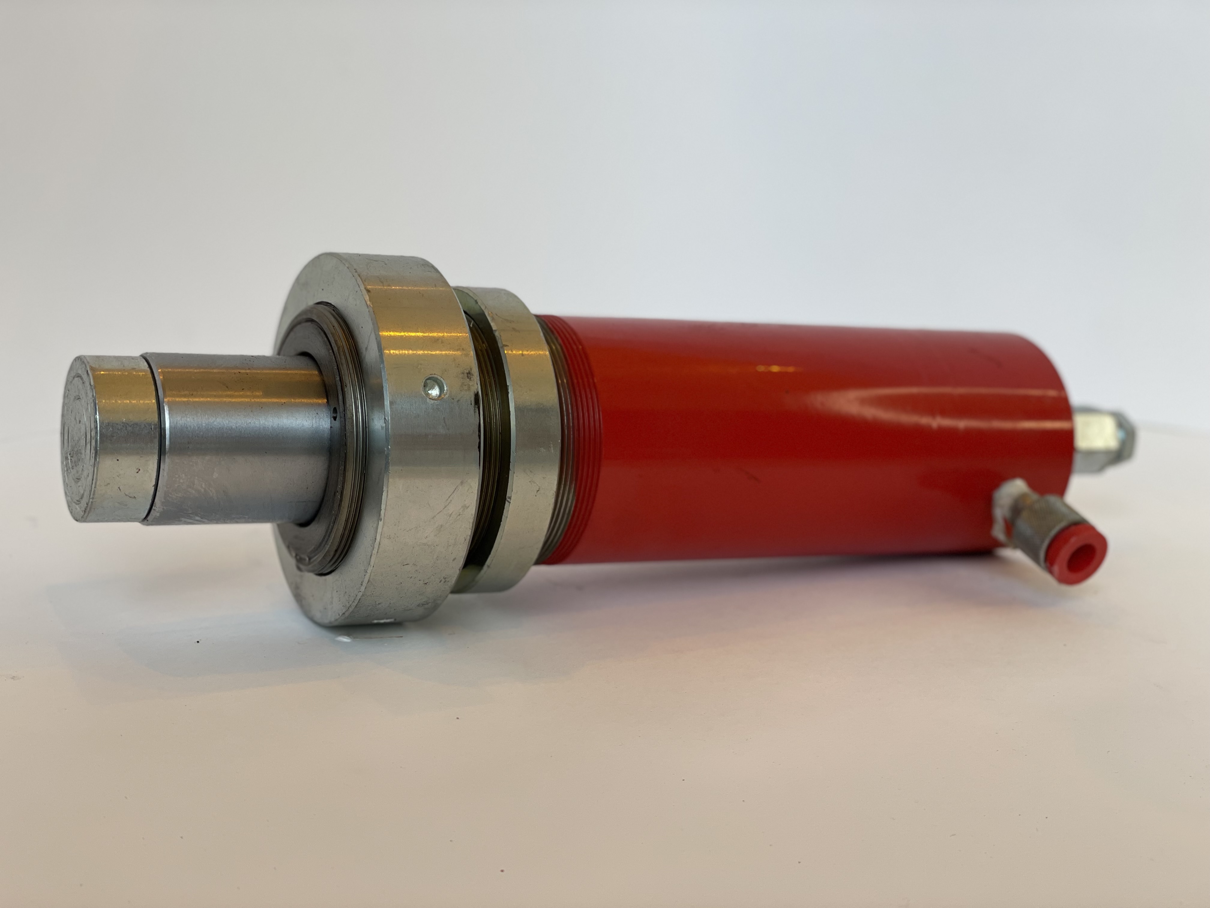 0901D Цилиндр (Ram Assy) 30t.