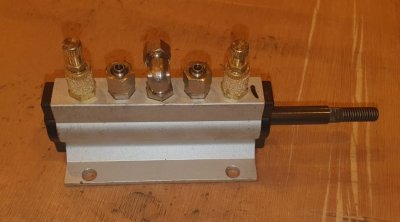 DL12-1 Пневмораспределитель （522528） с фильтрами TCA-24L
